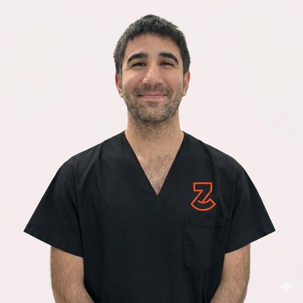 Foto de Lucas Eraso, Cirugía maxilofacial en Zuro Dental