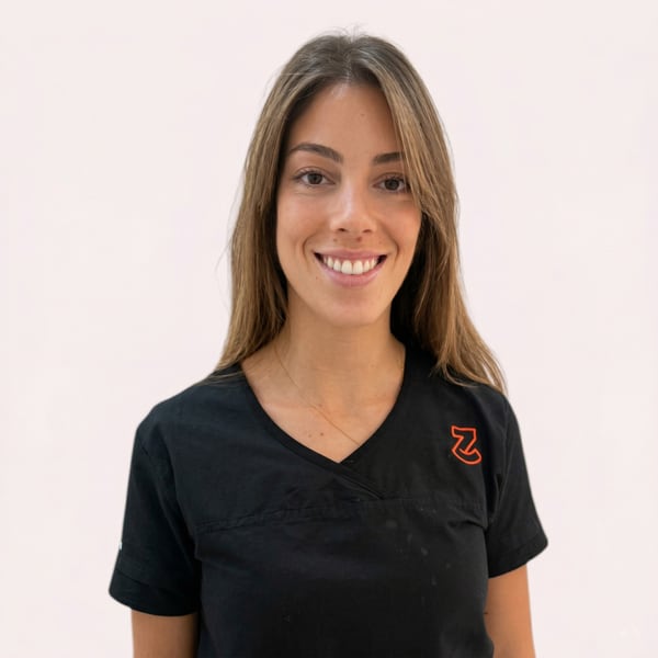 Foto de Luciana De la Colina, Endodoncia en Zuro Dental